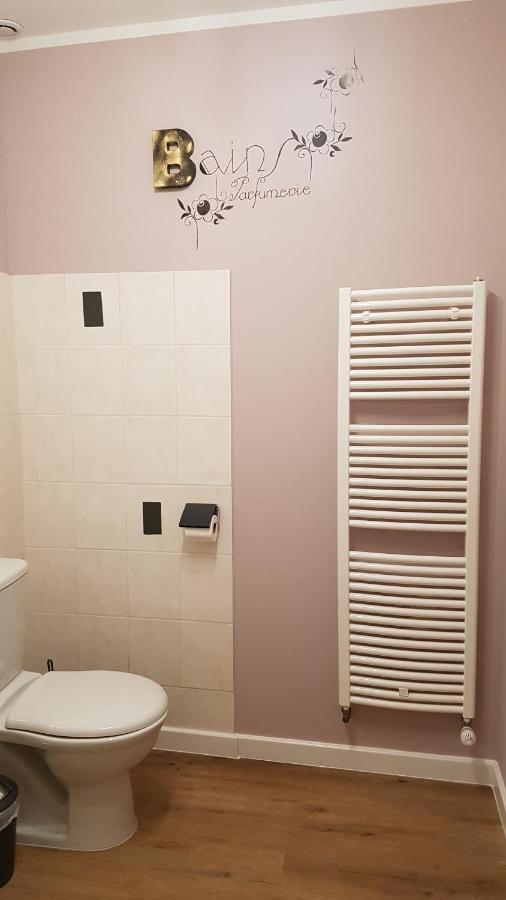 chambres d'hôtes du Tilleul Nanteuil-en-Vallée Extérieur photo